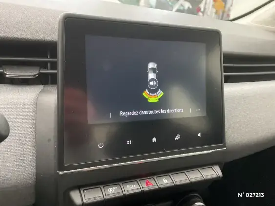 RENAULT CLIO V - voiture d'occasion - Photo 14