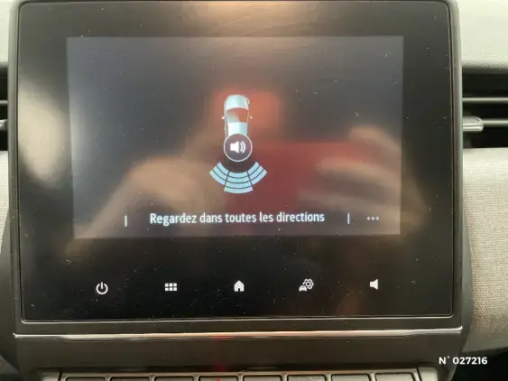 RENAULT CLIO V - voiture d'occasion - Photo 14