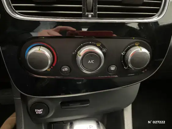 RENAULT CLIO IV - voiture d'occasion - Photo 15