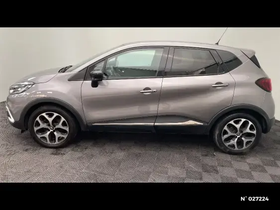 RENAULT CAPTUR - voiture d'occasion - Photo 2