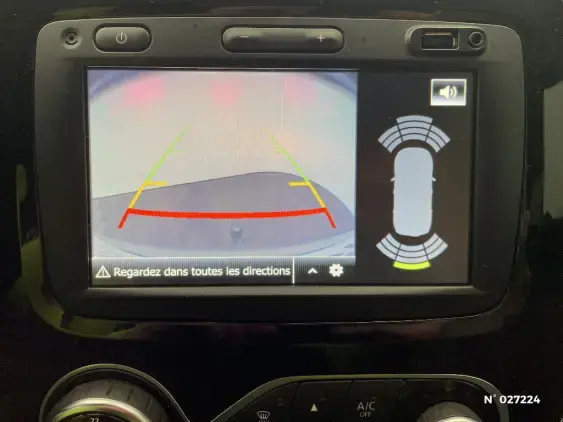 RENAULT CAPTUR - voiture d'occasion - Photo 14