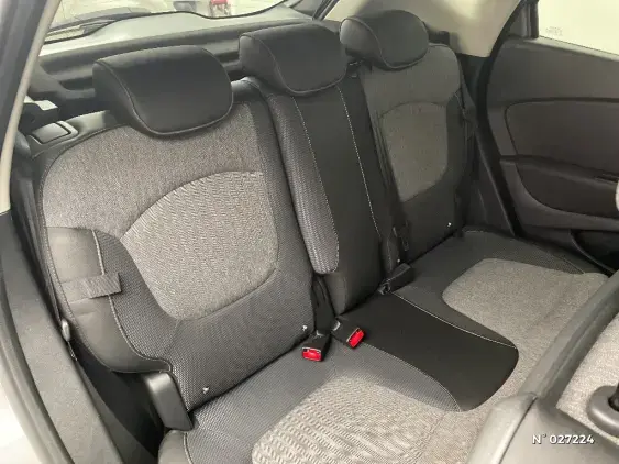 RENAULT CAPTUR - voiture d'occasion - Photo 11