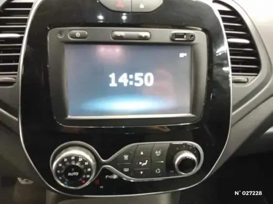 RENAULT CAPTUR - voiture d'occasion - Photo 13