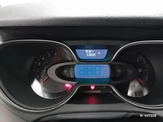RENAULT CAPTUR - voiture d'occasion - Photo 12