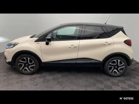 RENAULT CAPTUR - voiture d'occasion - Photo 2