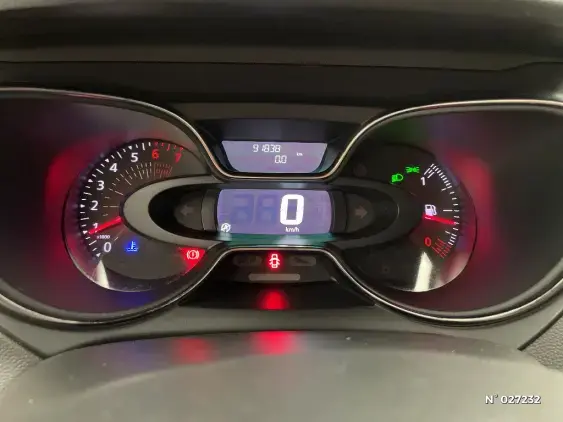 RENAULT CAPTUR - voiture d'occasion - Photo 12