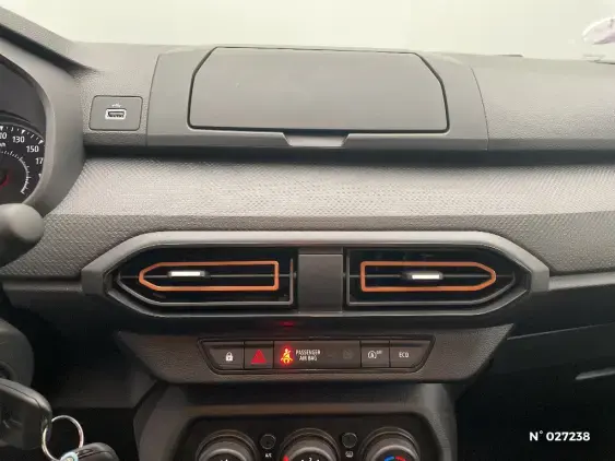 DACIA SANDERO III - voiture d'occasion - Photo 13