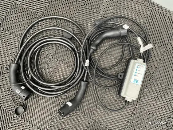 RENAULT ZOE - voiture d'occasion - Photo 25