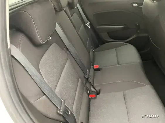 RENAULT CLIO V - voiture d'occasion - Photo 11