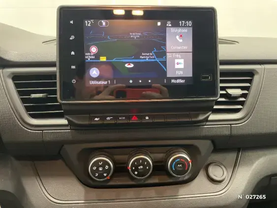 RENAULT TRAFIC III - voiture d'occasion - Photo 13