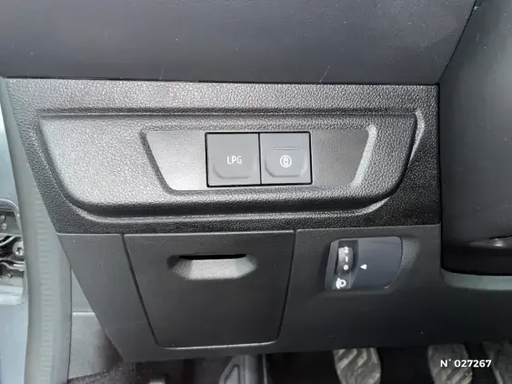 DACIA SANDERO III - voiture d'occasion - Photo 15