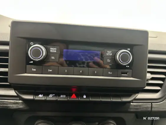 RENAULT TRAFIC FG III - voiture d'occasion - Photo 12