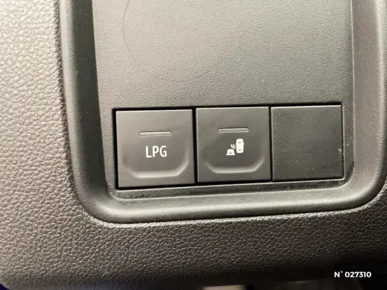 DACIA DUSTER II - voiture d'occasion - Photo 15