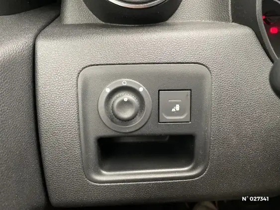 DACIA DUSTER II - voiture d'occasion - Photo 15
