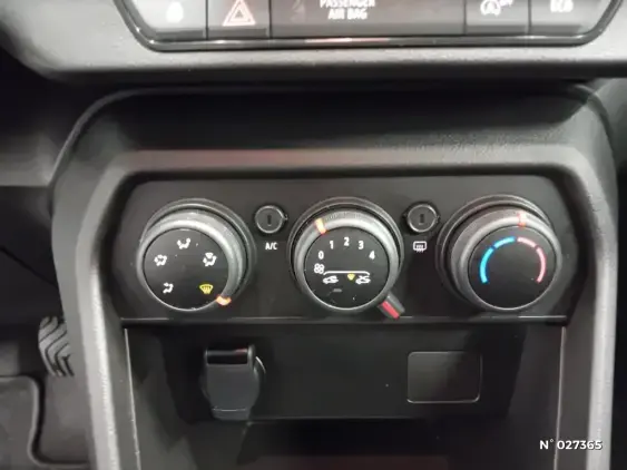 DACIA SANDERO III - voiture d'occasion - Photo 15