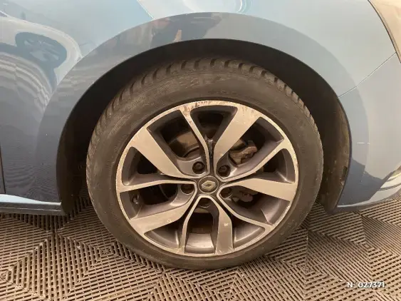 RENAULT MEGANE IV - voiture d'occasion - Photo 8