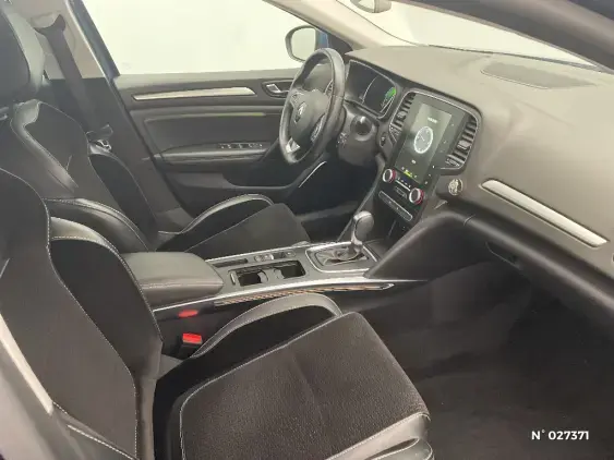 RENAULT MEGANE IV - voiture d'occasion - Photo 10