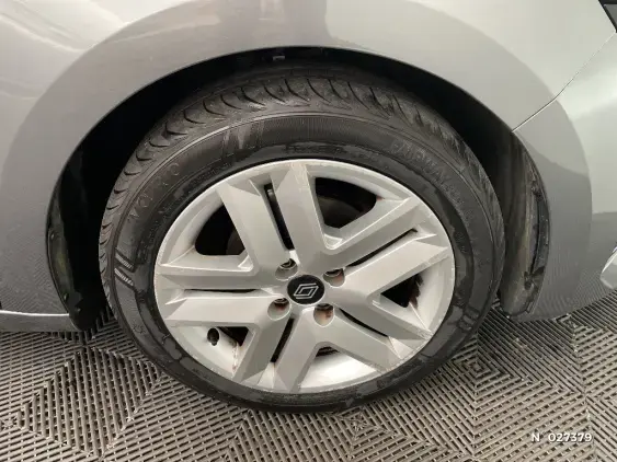 RENAULT CLIO V - voiture d'occasion - Photo 8