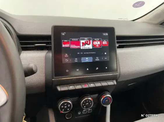 RENAULT CLIO V - voiture d'occasion - Photo 13