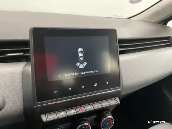 RENAULT CLIO V - voiture d'occasion - Photo 14