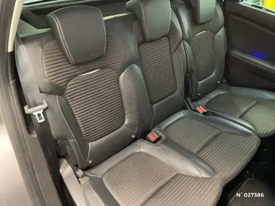 RENAULT SCENIC IV - voiture d'occasion - Photo 11