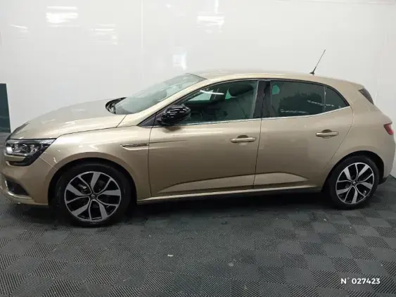 RENAULT MEGANE IV - voiture d'occasion - Photo 2