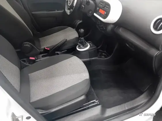 RENAULT TWINGO III - voiture d'occasion - Photo 10