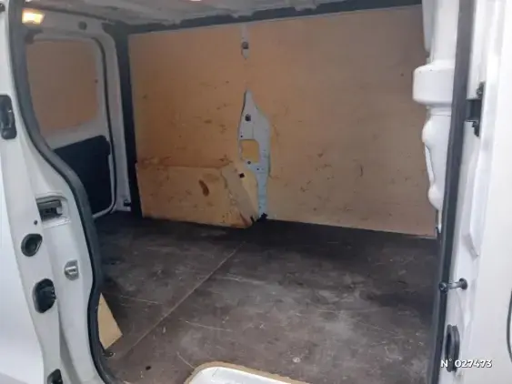 RENAULT TRAFIC FG III - voiture d'occasion - Photo 11