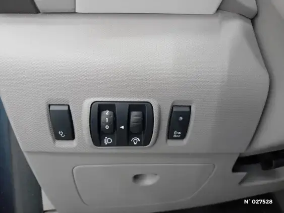 RENAULT ZOE - voiture d'occasion - Photo 14