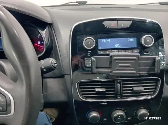 RENAULT CLIO STE IV - voiture d'occasion - Photo 13