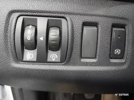 RENAULT CLIO STE IV - voiture d'occasion - Photo 15
