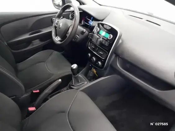 RENAULT CLIO STE IV - voiture d'occasion - Photo 10
