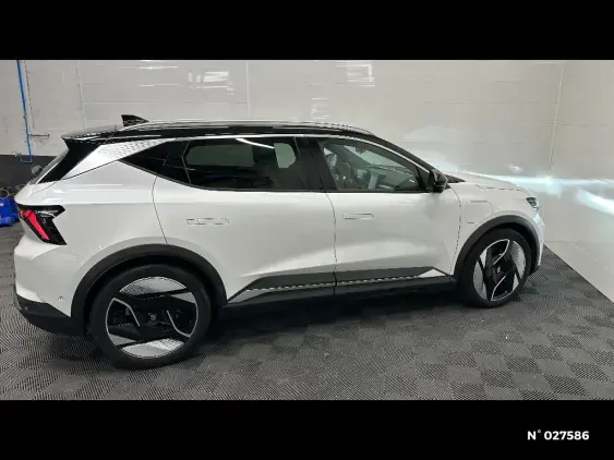 RENAULT SCENIC V ELECTRIQUE - voiture d'occasion - Photo 5