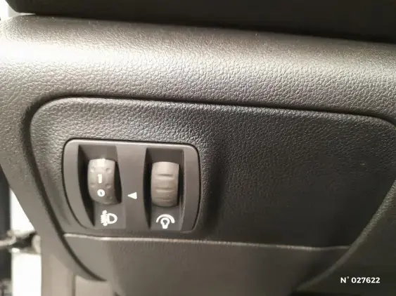 RENAULT MEGANE IV - voiture d'occasion - Photo 15