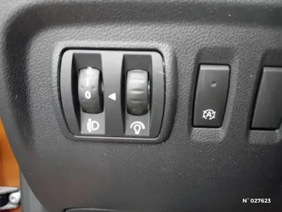 RENAULT CAPTUR - voiture d'occasion - Photo 15