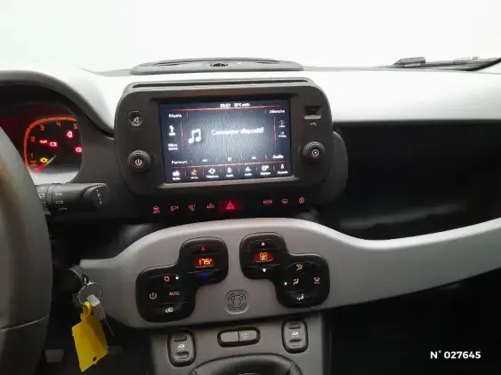 FIAT PANDA III - voiture d'occasion - Photo 13