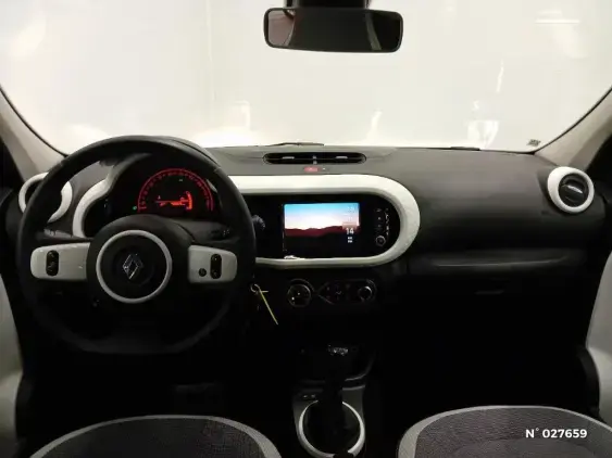 RENAULT TWINGO III - voiture d'occasion - Photo 9