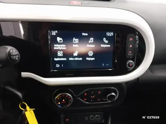 RENAULT TWINGO III - voiture d'occasion - Photo 13