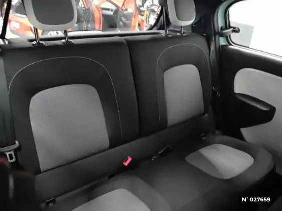 RENAULT TWINGO III - voiture d'occasion - Photo 11