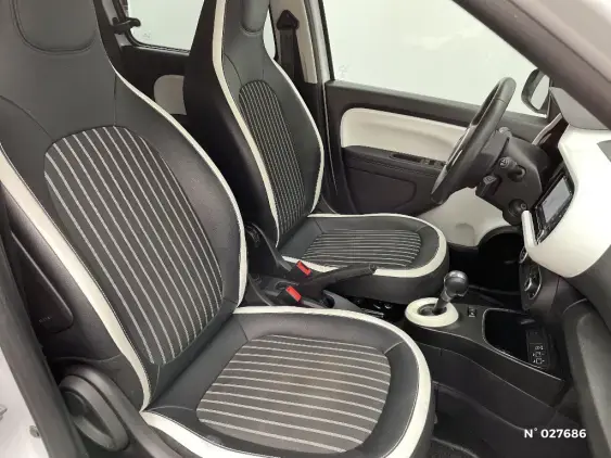 RENAULT TWINGO ELECTRIQUE III - voiture d'occasion - Photo 10