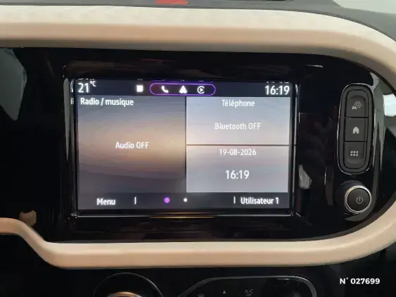 RENAULT TWINGO III - voiture d'occasion - Photo 13
