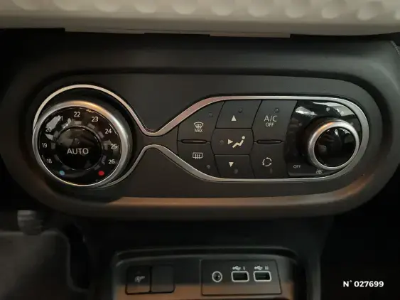 RENAULT TWINGO III - voiture d'occasion - Photo 14