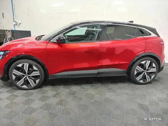 RENAULT MEGANE V - voiture d'occasion - Photo 2