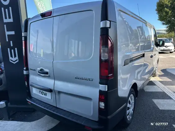 RENAULT TRAFIC III - voiture d'occasion - Photo 4