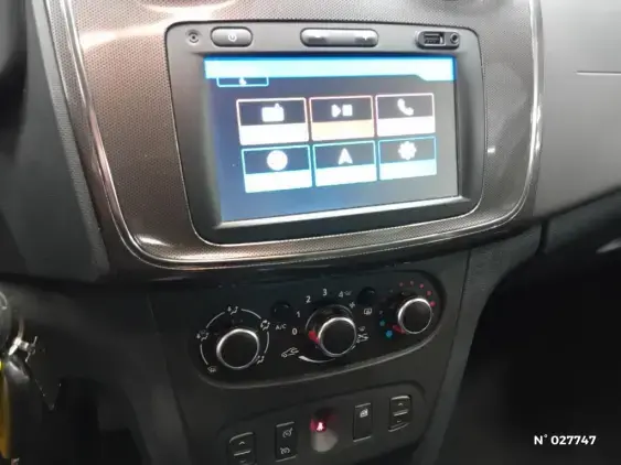 DACIA SANDERO II - voiture d'occasion - Photo 13