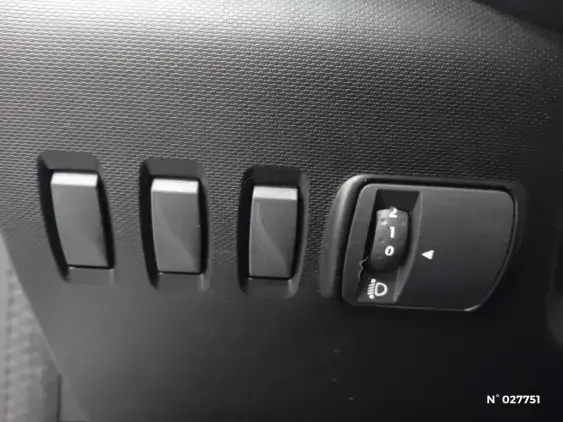 RENAULT TWINGO III - voiture d'occasion - Photo 14