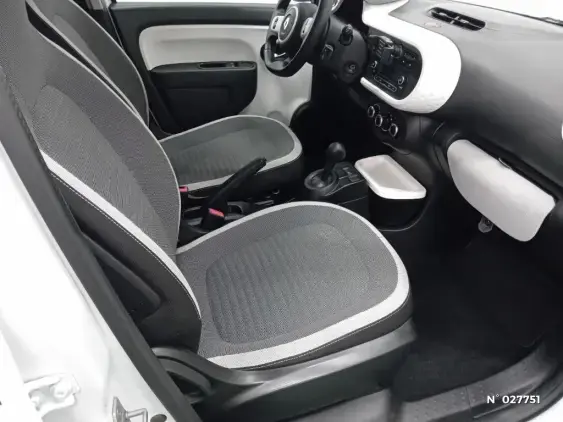 RENAULT TWINGO III - voiture d'occasion - Photo 10
