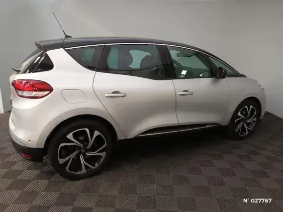 RENAULT SCENIC IV - voiture d'occasion - Photo 5