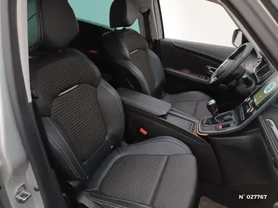 RENAULT SCENIC IV - voiture d'occasion - Photo 10