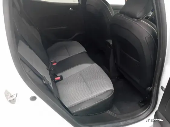 RENAULT CLIO V - voiture d'occasion - Photo 11